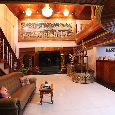 Myit Sone Hotel Mandalay Exterior photo