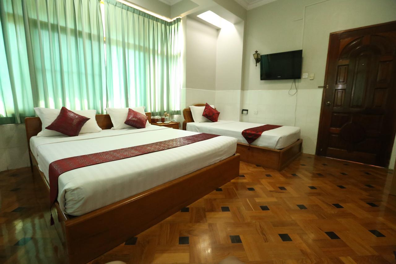 Myit Sone Hotel Mandalay Exterior photo